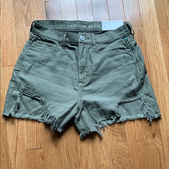 American Eagle, Olive Green Distressed Women Shorts - Picture 2 of 15